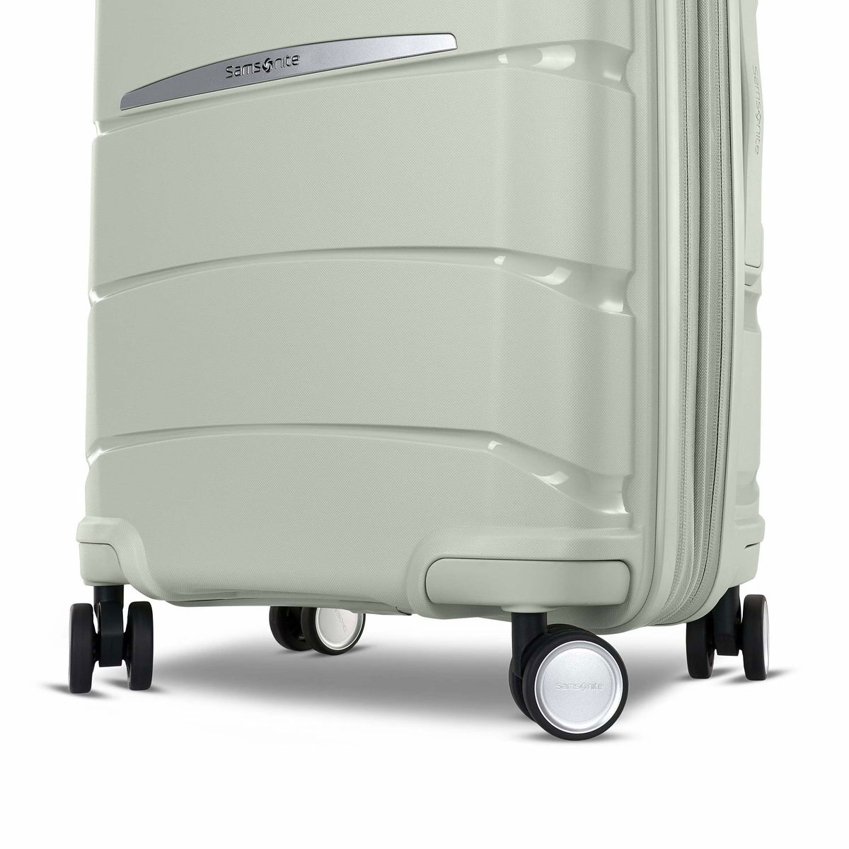 Samsonite Luggage Samsonite Outline Pro Medium Expandable Spinner Luggage