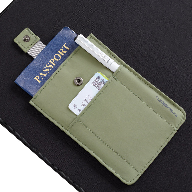 Travelon Passport Case Travelon RFID Blocking Pull-Up Passport Holder