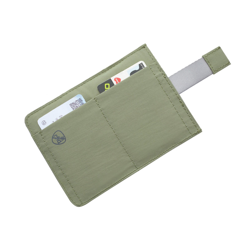 Travelon Passport Case Travelon RFID Blocking Pull-Up Passport Holder