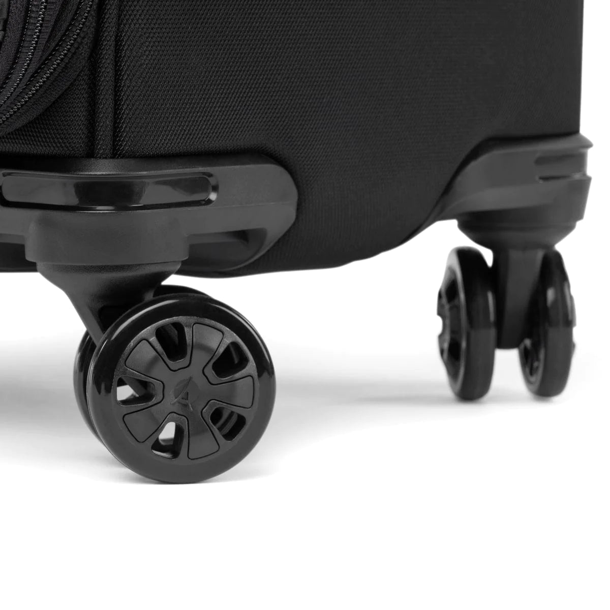 Travelpro Luggage Travelpro Crew Classic Large Check-in Expandable Spinner Luggage