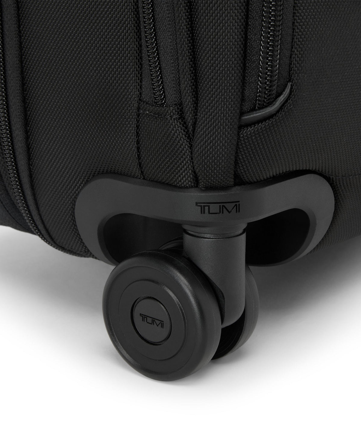 Tumi Laptop Briefcases Black Tumi Alpha Deluxe Expandable Laptop Wheeled Brief