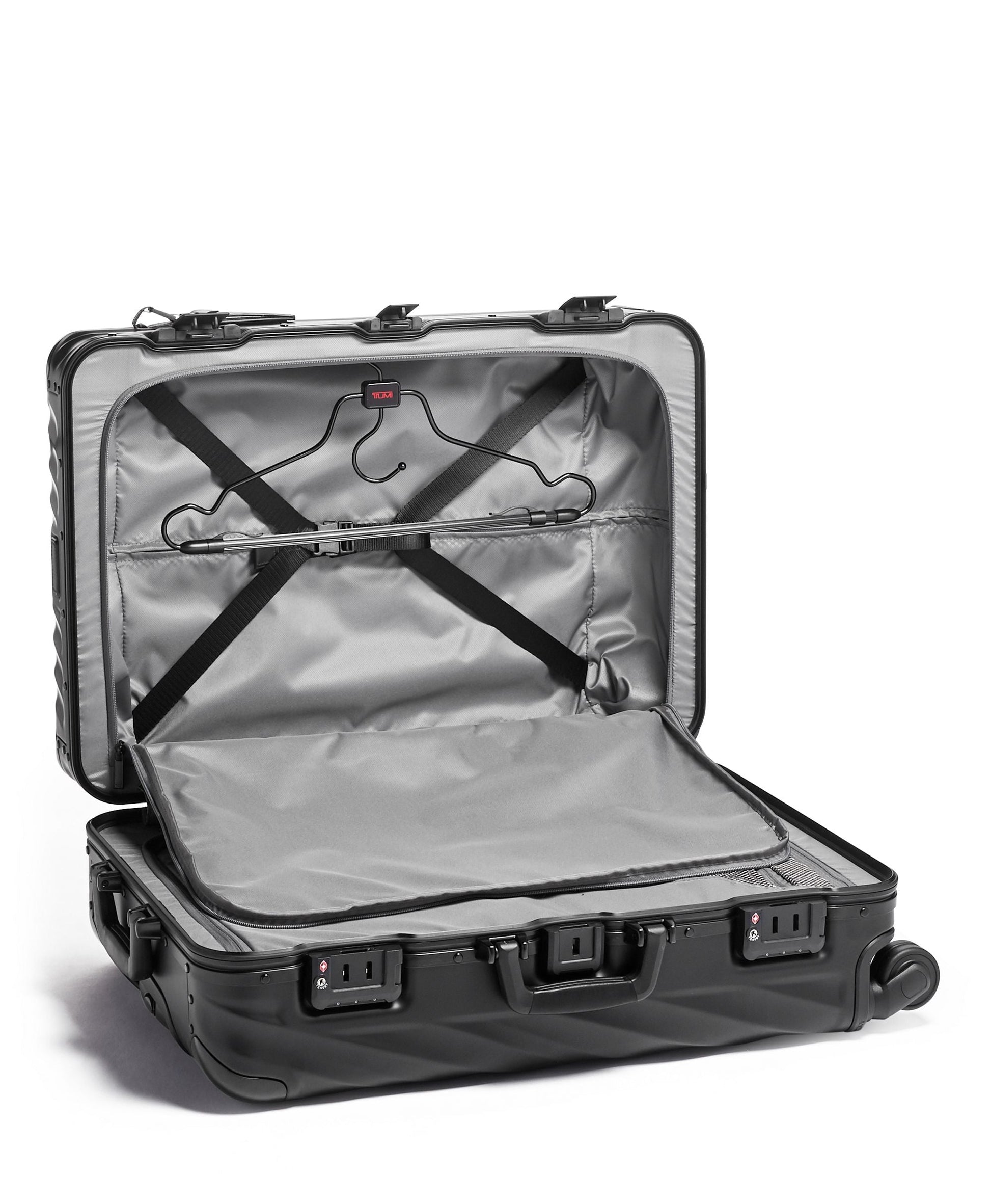 Tumi Luggage Tumi 19 Degree Aluminum Short Trip Packing Case Medium Luggage