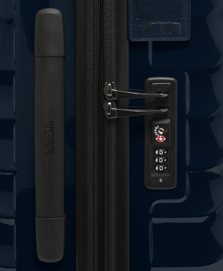 Tumi Luggage Tumi 19 Degree Short Trip Expandable 4 Wheeled Packing Case Medium Luggage