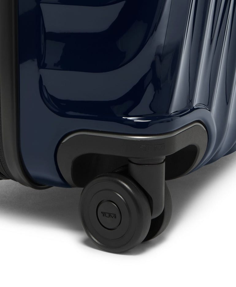 Tumi Luggage Tumi 19 Degree Short Trip Expandable 4 Wheeled Packing Case Medium Luggage