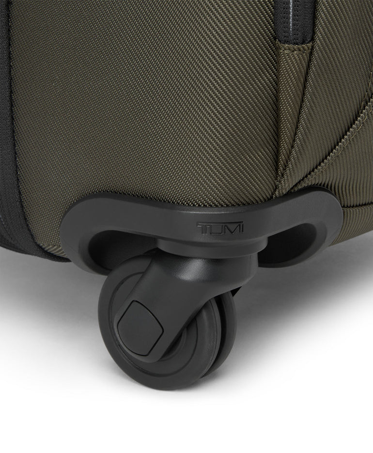 Tumi Luggage Tumi Aerotour International Expandable 4 Wheeled Carry-On Luggage