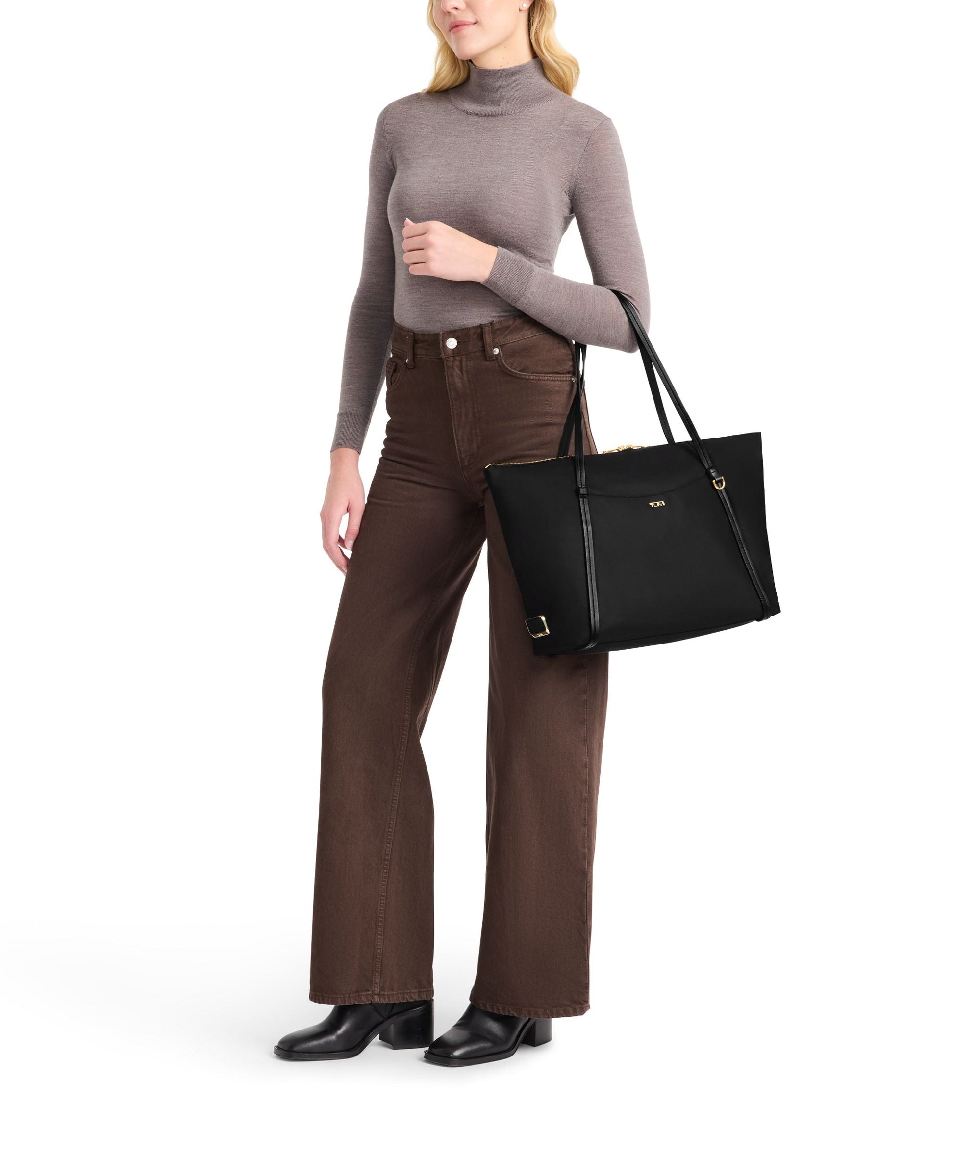Tumi Tote Bag Black/Bridle Tumi Voyageur Q Tote