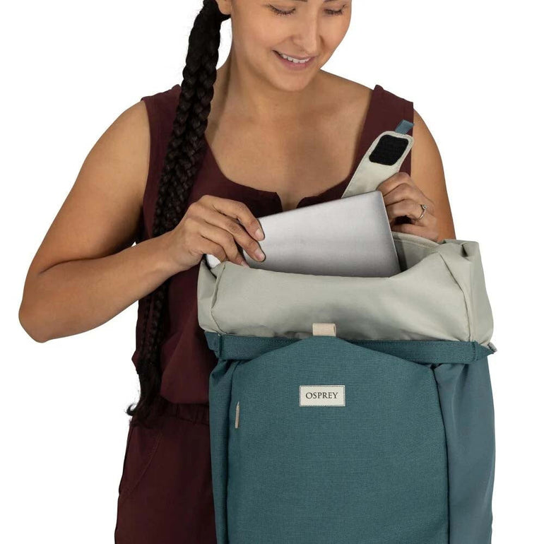 Osprey Arcane Sac à dos avec fermeture enroulée