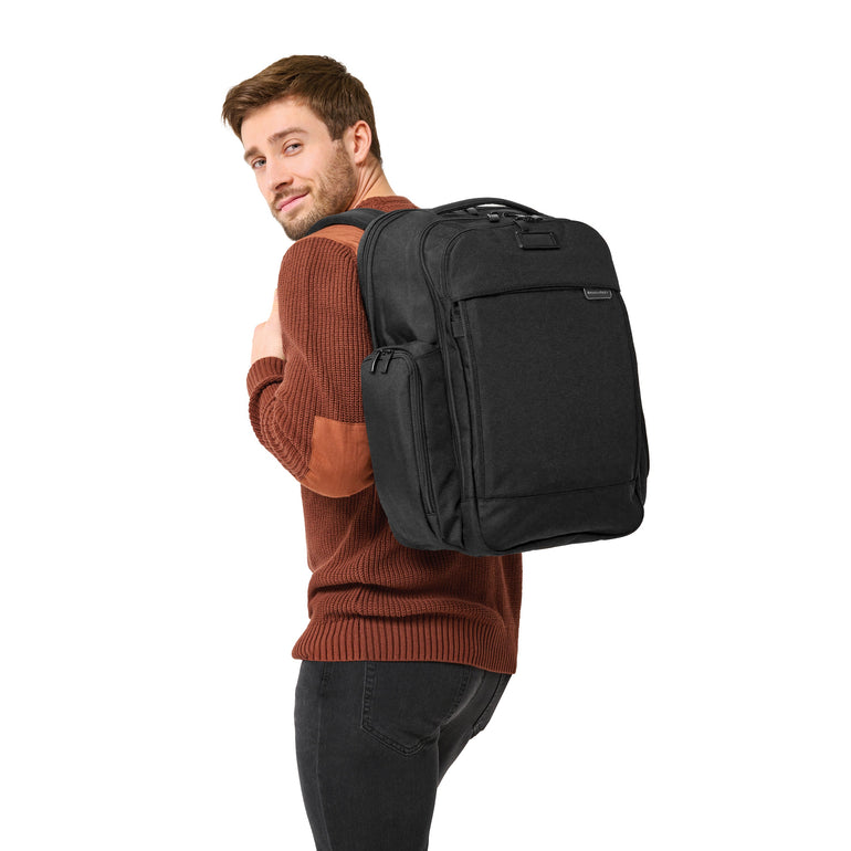 Briggs & Riley NEW Baseline Traveler Backpack