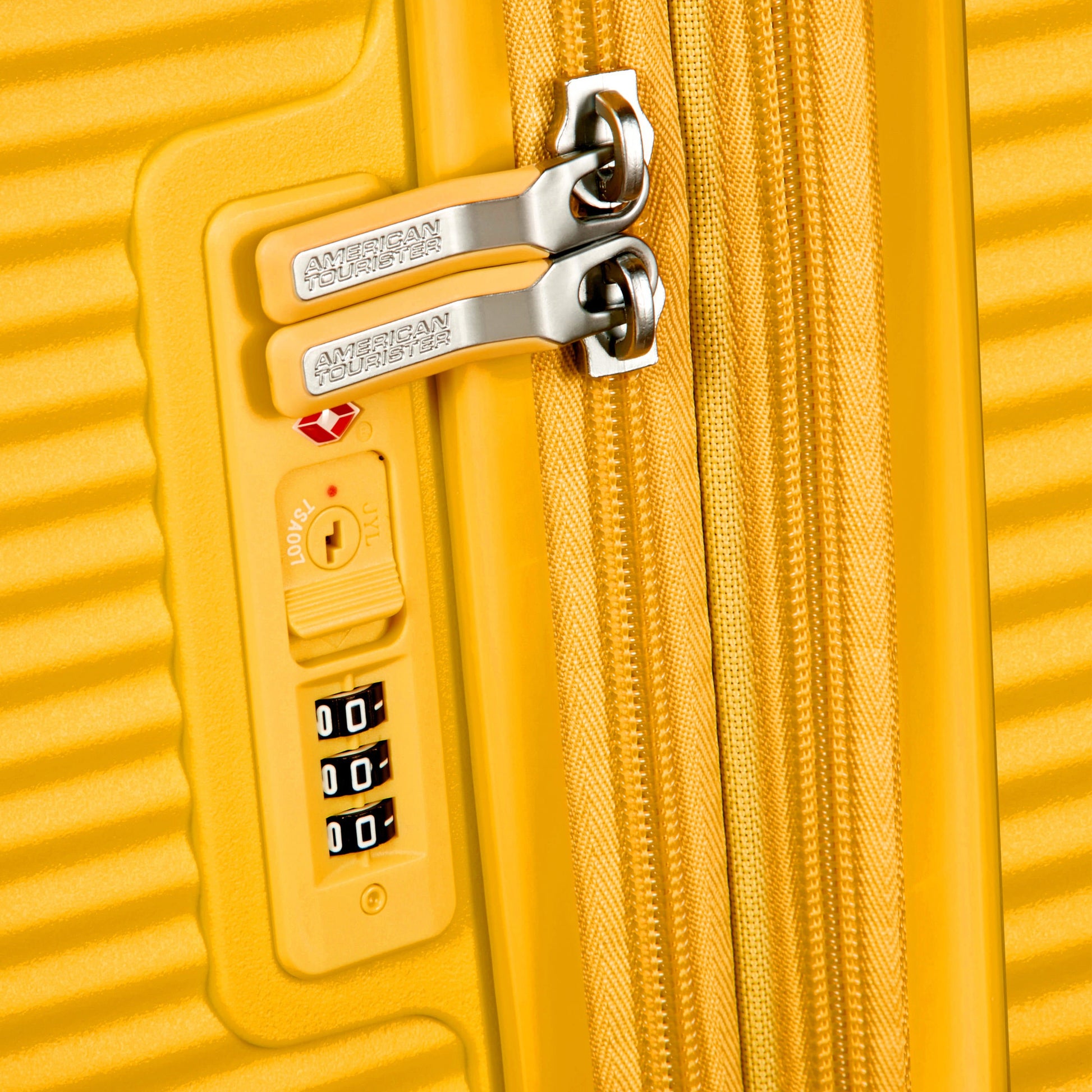 American Tourister Luggage American Tourister Curio Spinner Medium Expandable Luggage