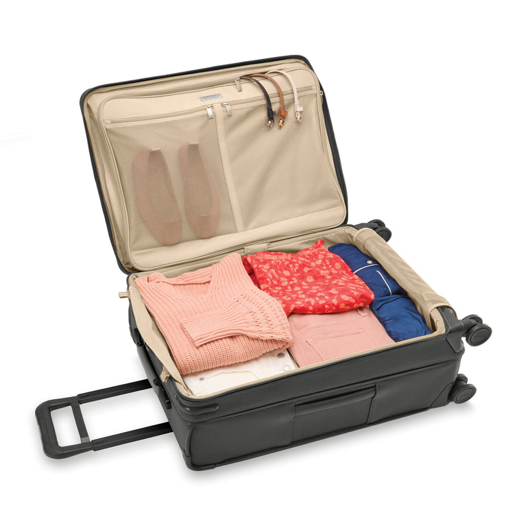 Briggs & Riley Luggage Briggs & Riley Baseline Medium Expandable Spinner Luggage