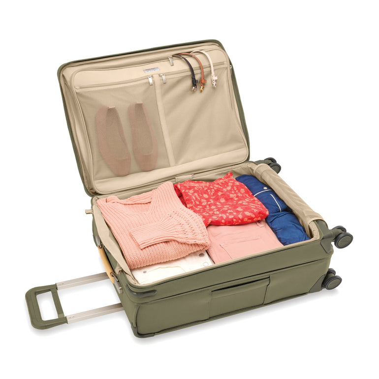 Briggs & Riley Luggage Briggs & Riley Baseline Medium Expandable Spinner Luggage
