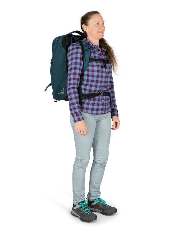 Osprey Fairview Wheeled Travel Pack Carry-On 36 - Women's