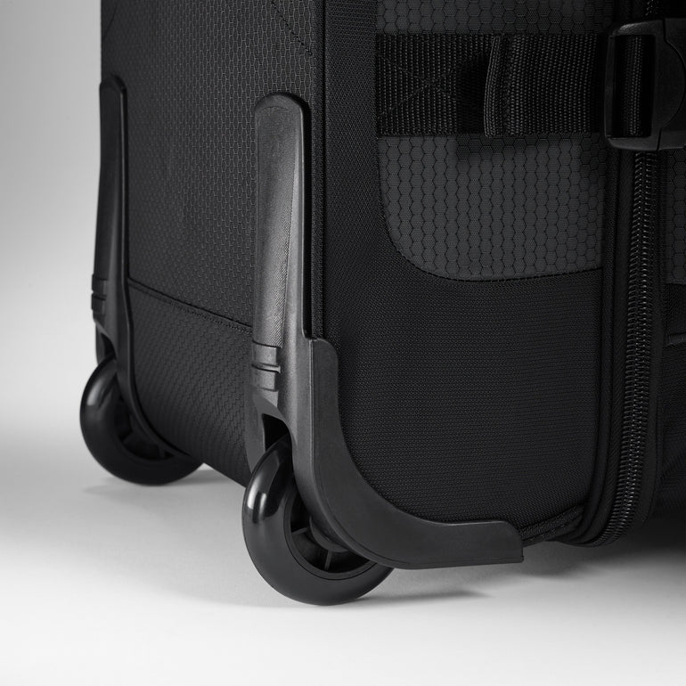 High Sierra Duffles High Sierra Fairlead Collection 34" Drop Bottom Duffle