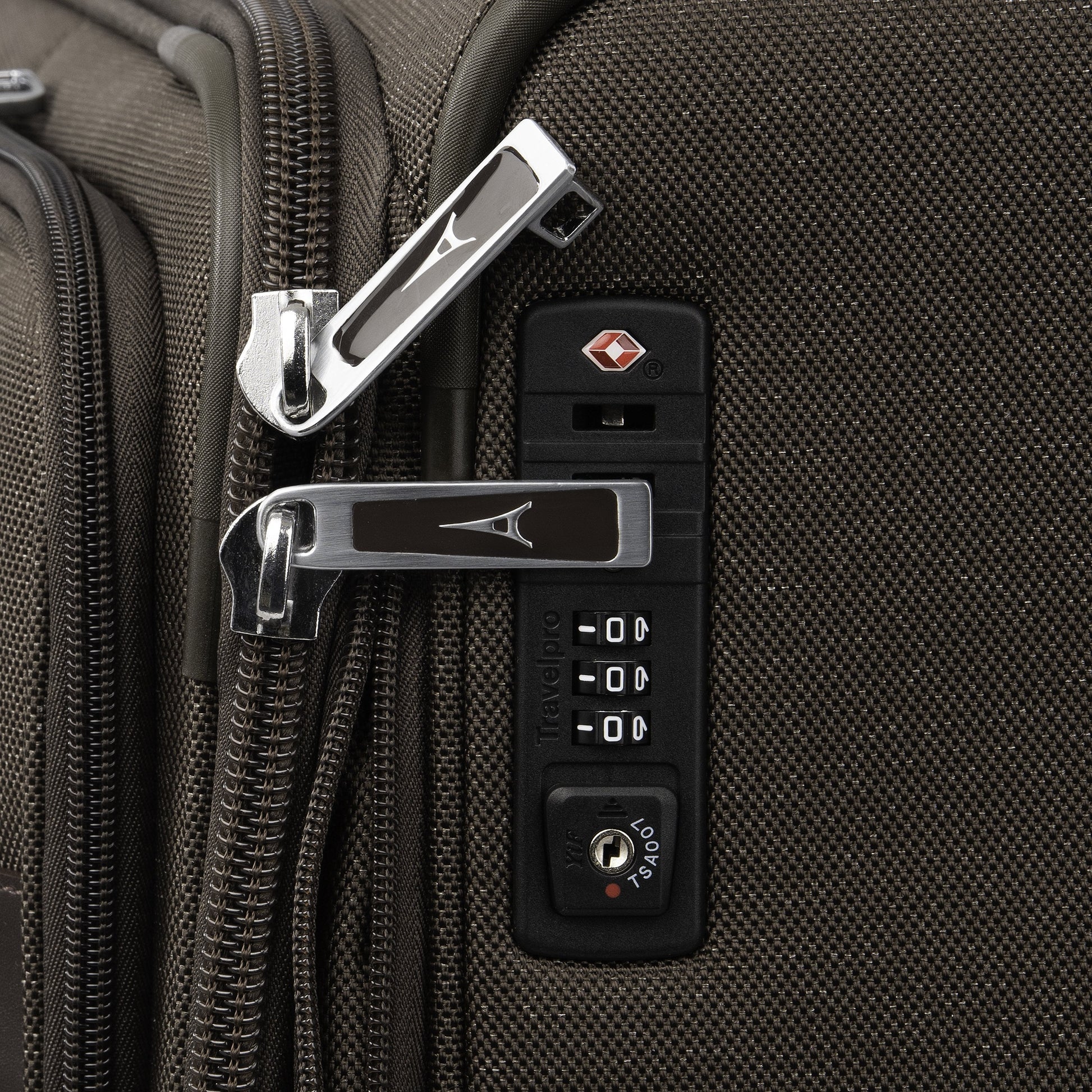 Travelpro Luggage Travelpro Platinum Elite 29 Inch Expandable Spinner Luggage